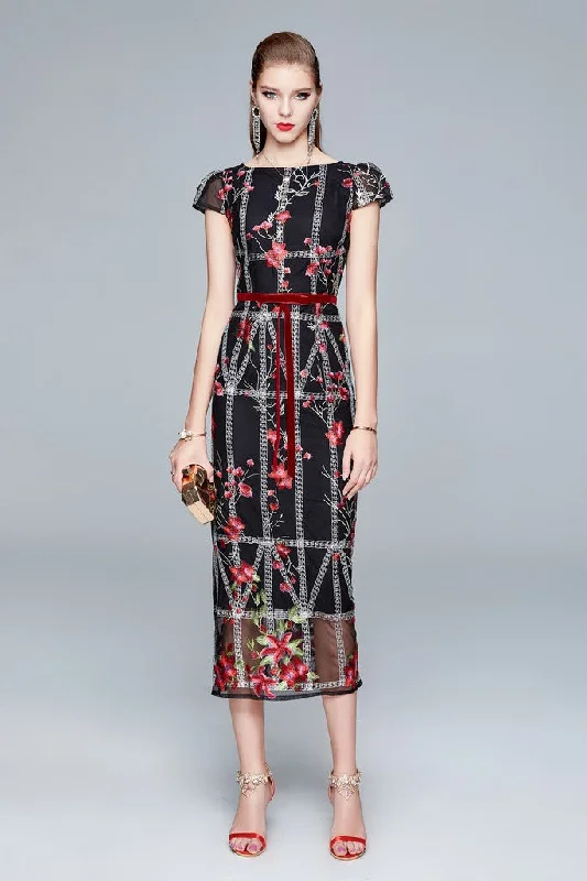 ladies-midi-dress-long-sleeve-luxe-Black & Multicolor floral print Day Fitted Boatneck Short Sleeve Midi Floral Dress