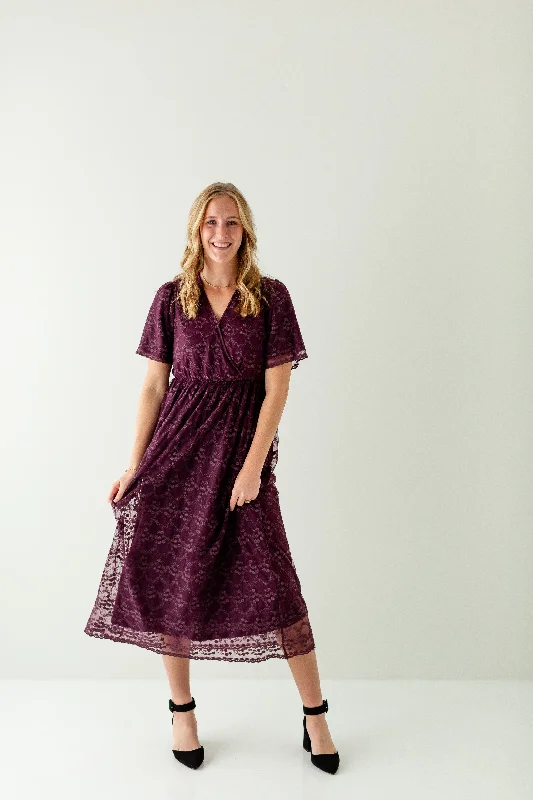 ladies-midi-dress-shopping-sweep-'Arabella' Embroidered Mesh Surplice Midi Dress