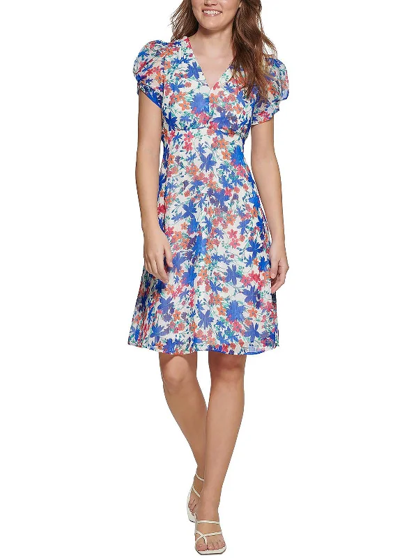 ladies-floral-dress-influencer-iris-Womens Floral V-Neck Shift Dress